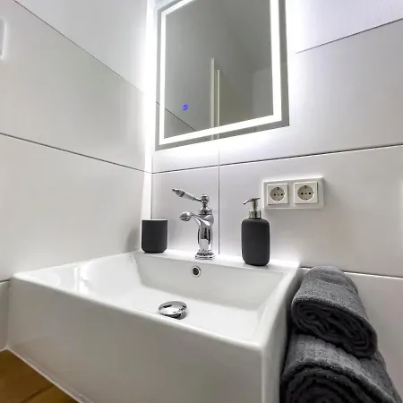 Konrads Solms-Oberbiel