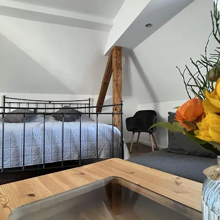 Konrads Πανσιόν 3*